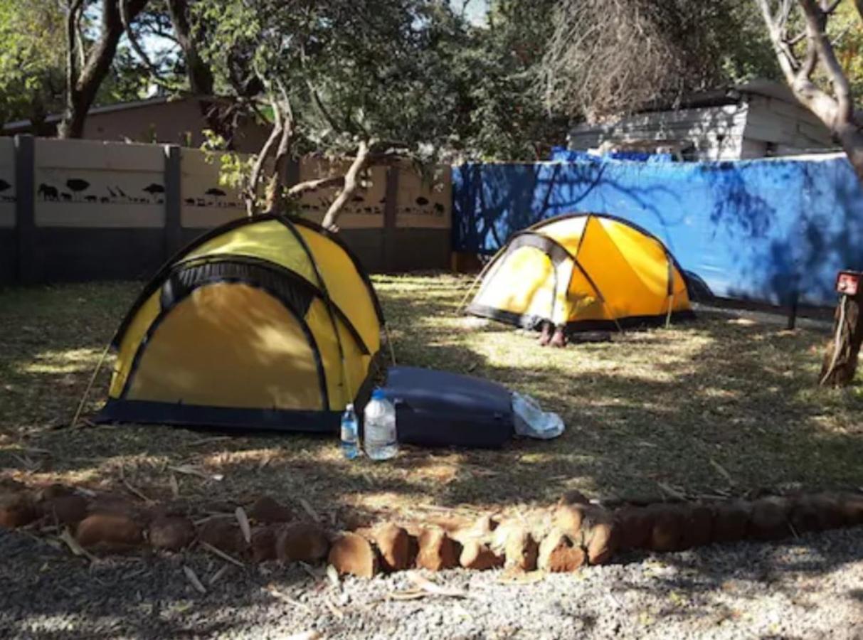Victoria Falls Backpackers Lodge- Camp Sites Bagian luar foto