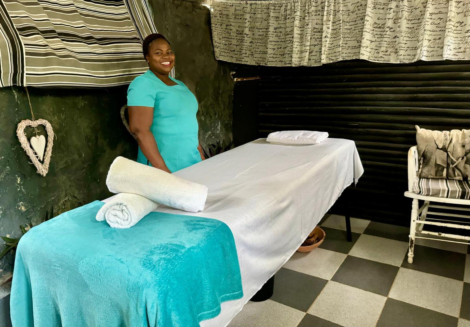 Victoria Falls Backpackers Lodge- Camp Sites Bagian luar foto